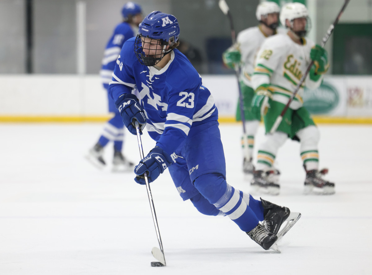 Minnetonka vs Edina Feb11-23 Jeff Lawler15
